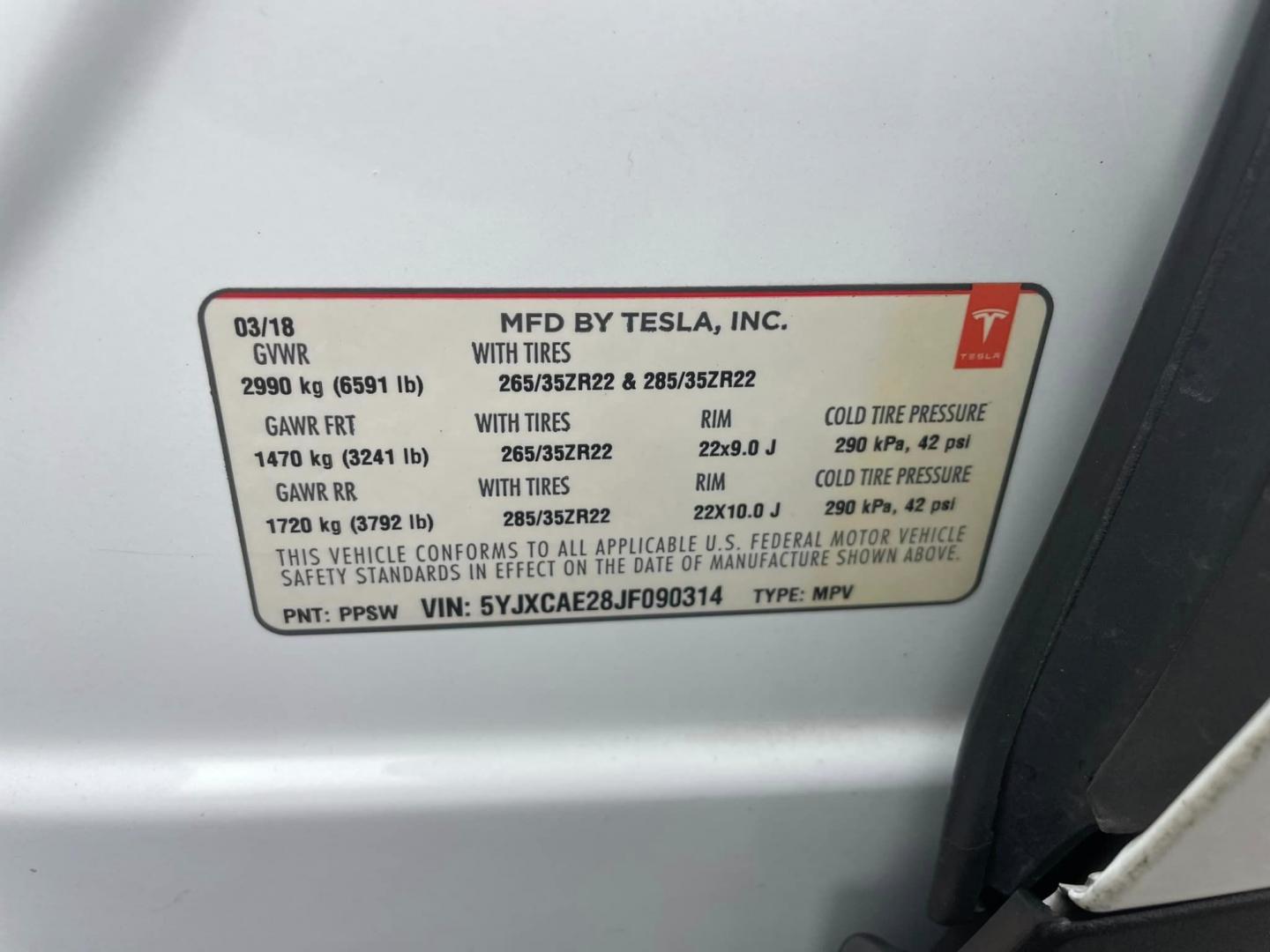 2018 WHITE /BLACK Tesla Model X (5YJXCAE28JF) , located at 744 E Miner Ave, Stockton, CA, 95202, (209) 944-5770, 37.956863, -121.282082 - Photo#16